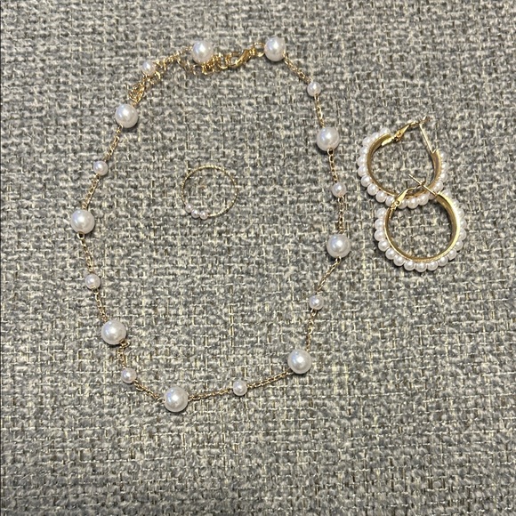Elegant Gold and Pearl Jewelry Set NWOT - Picture 1 of 4